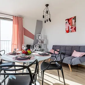 https://apartament-old-town-nest.gdanskhotel.org