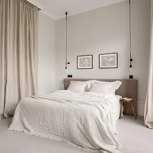 https://lwowska-studios.warsawhotelspoland.com
