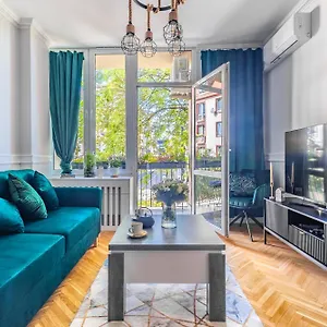 https://swidnicka-deluxe-suite-wroclaw.hotelswroclaw.com