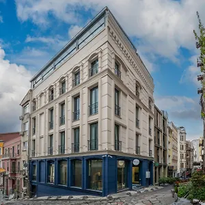 https://querencia.istanbul-turkeyhotels.com