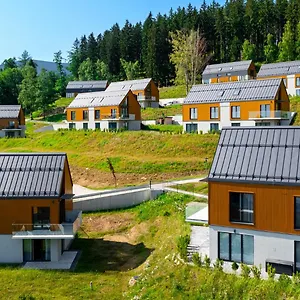 Wonder Mysliwska - Przy Stoku Karpatka - Na Terenie Kompleksu Plac Zabaw, Zewnetrzna Silownia I Sklep , Karpacz Polska