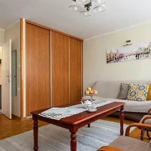 https://stare-miasto-trebacka.warsawhotelspoland.com