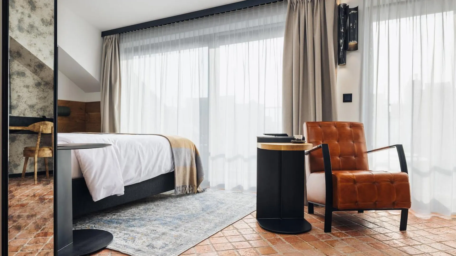 Aparthotel Nomadic Urban Premium Suites Cracovia