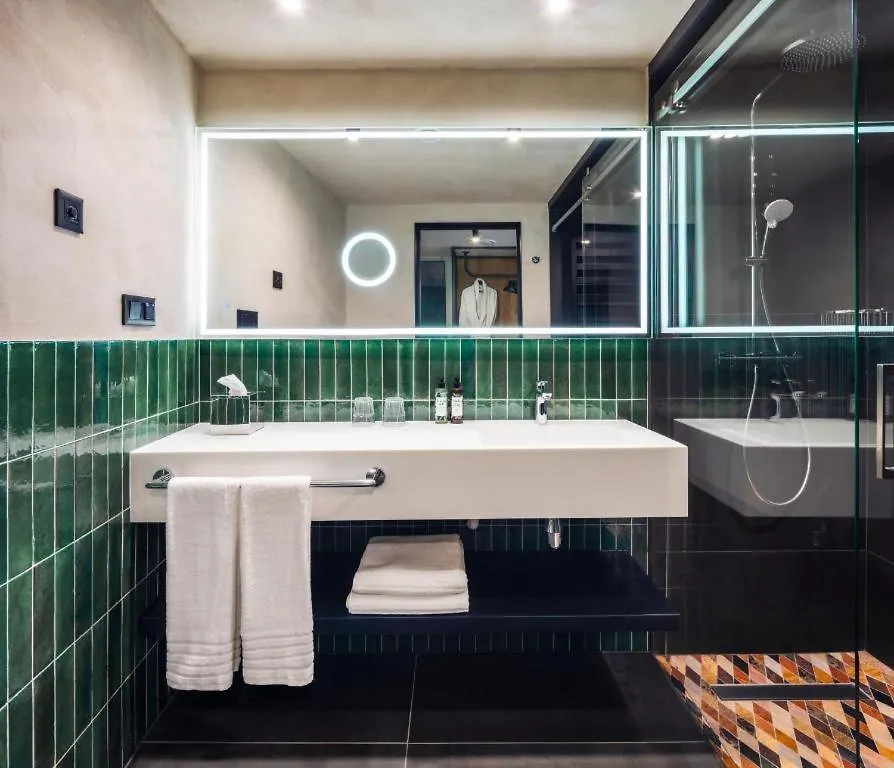 Nomadic Urban Premium Suites Krakkó 0*,